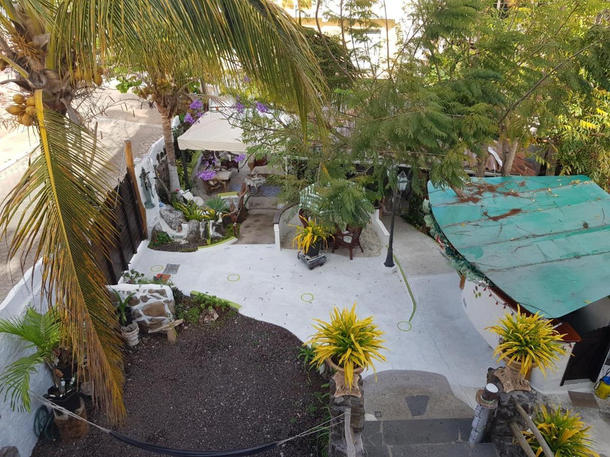Hostal Cann'S House Puerto Baquerizo Moreno Exterior foto