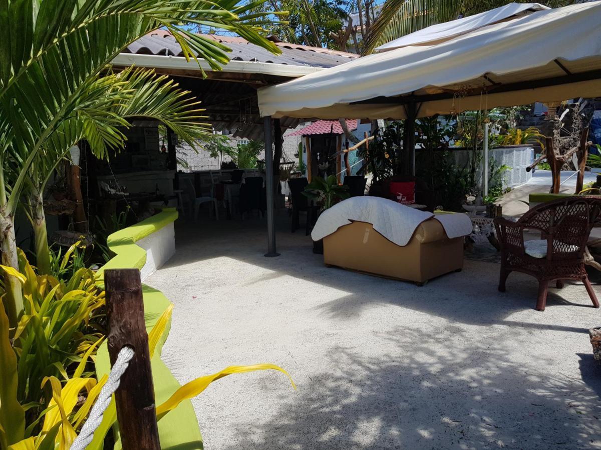 Hostal Cann'S House Puerto Baquerizo Moreno Exterior foto