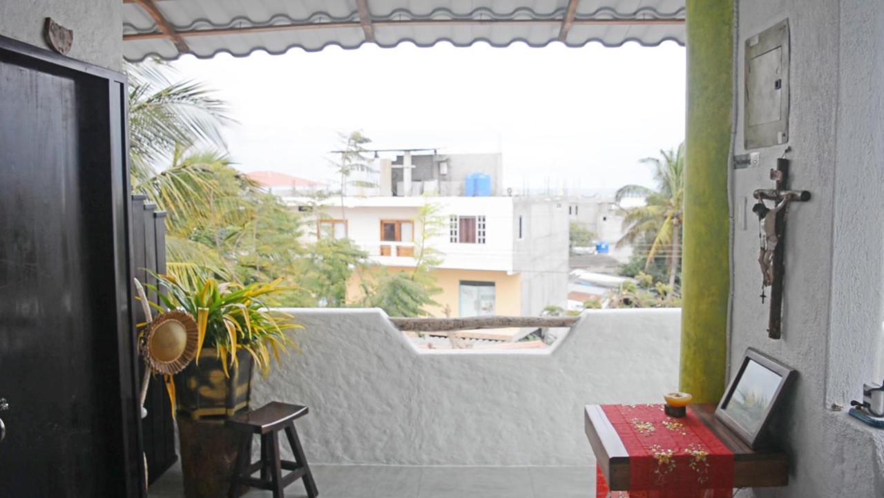 Hostal Cann'S House Puerto Baquerizo Moreno Exterior foto
