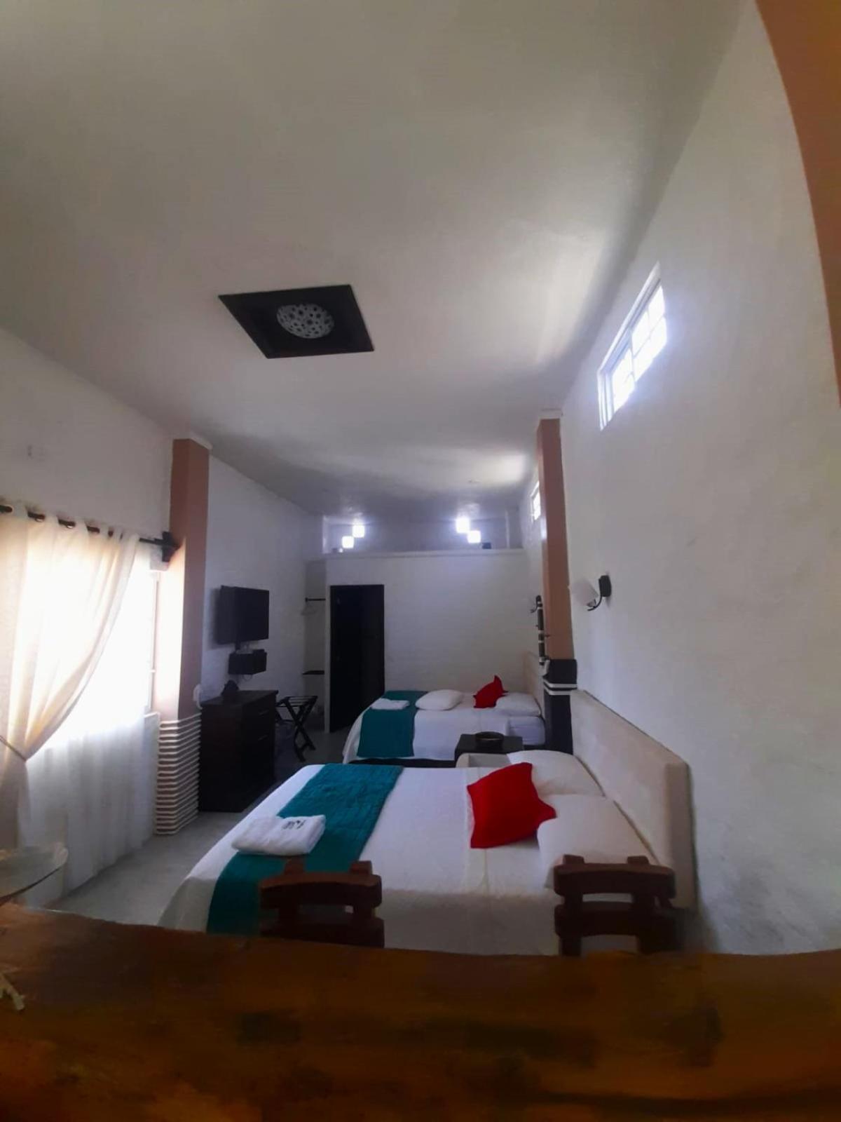 Hostal Cann'S House Puerto Baquerizo Moreno Exterior foto